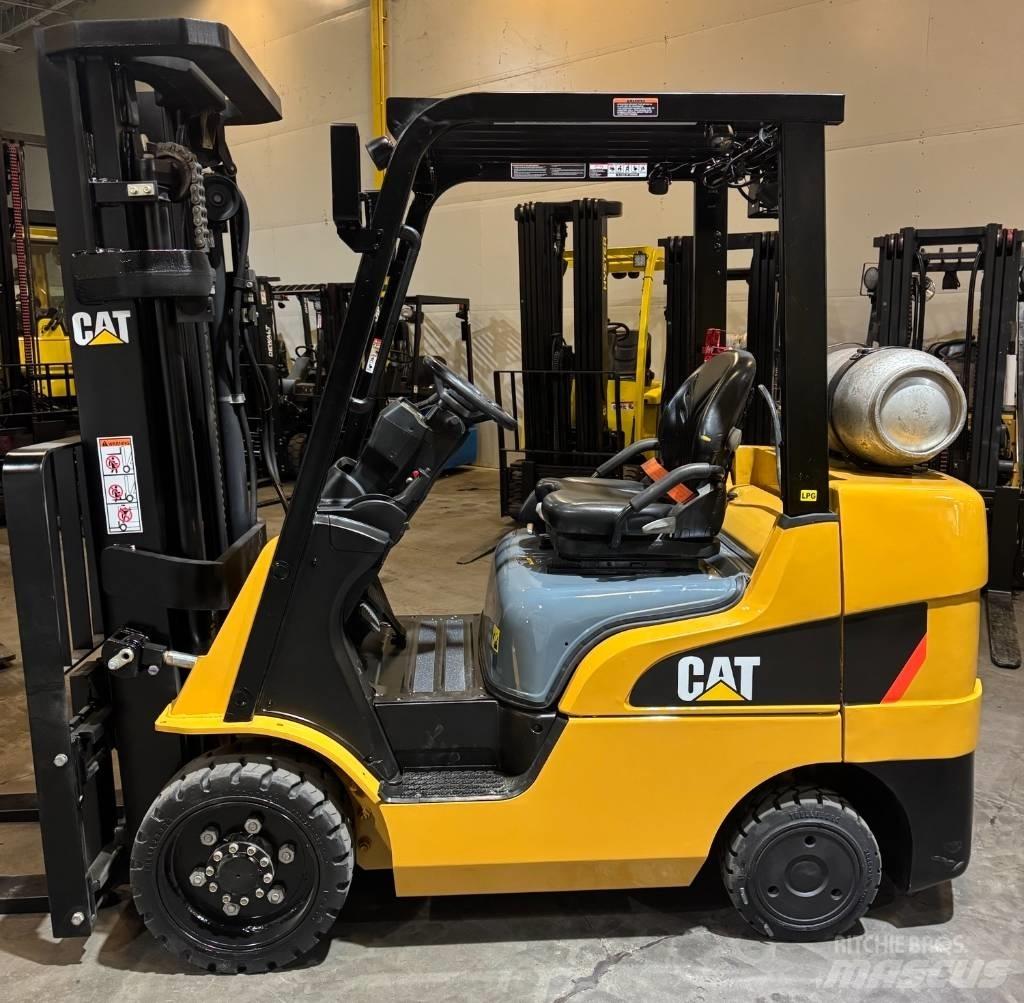 CAT 2C 6000 Autres Chariots élévateurs