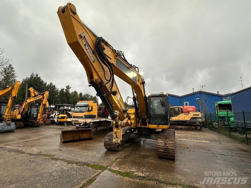 JCB JZ 255 LC Pelle sur chenilles