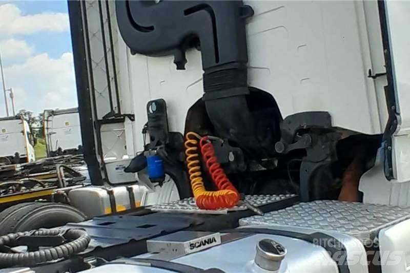 Scania G410 Autre camion