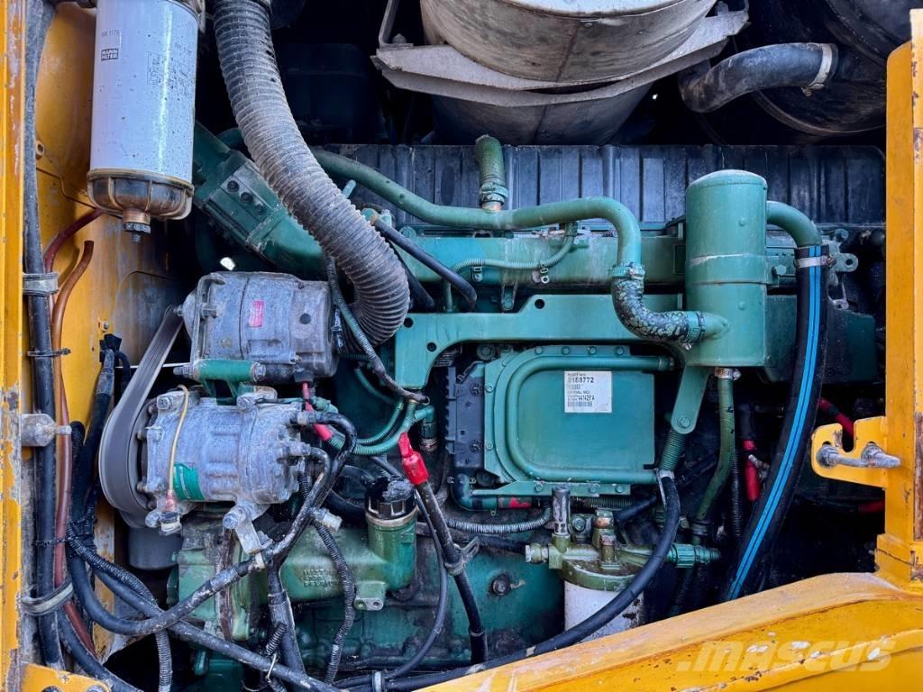 Volvo L 180 E Chargeuse sur pneus