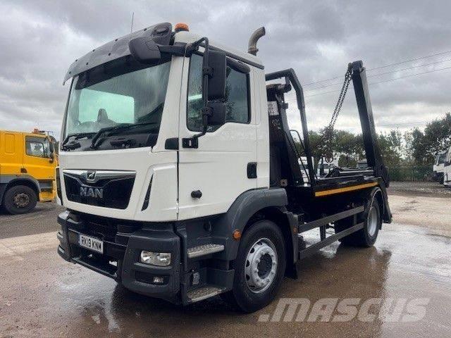 MAN TGM 18.250 Camion multibenne
