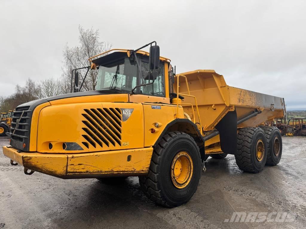 Volvo A 25 D Tombereau articulé