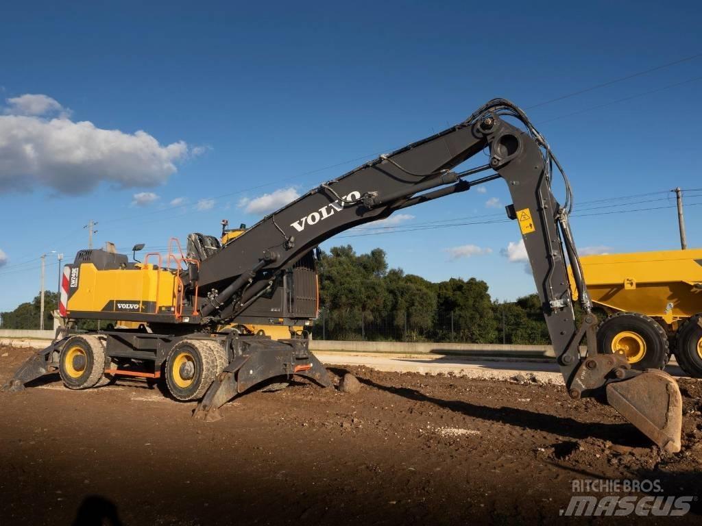 Volvo EW 240 E MH Pelle sur pneus