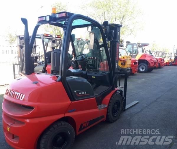 Manitou MI25D Chariot tout terrain