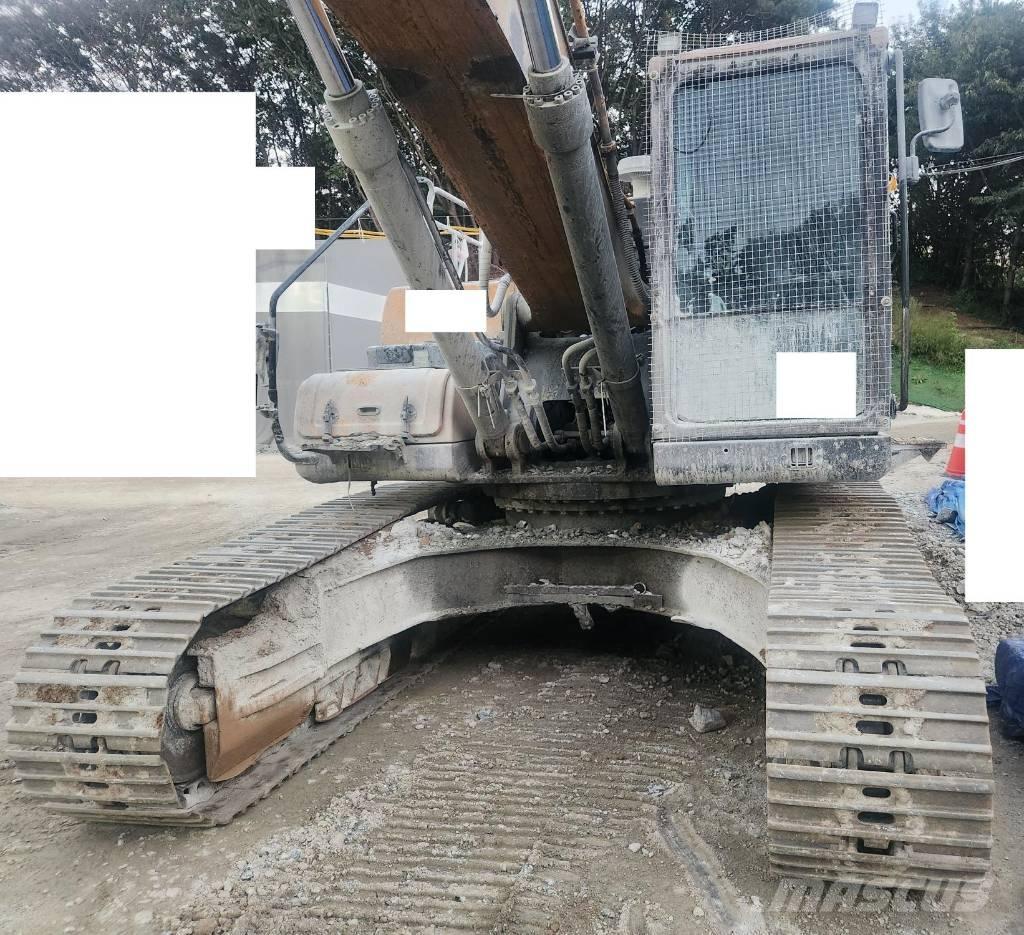 Hyundai HX300 Pelle sur chenilles