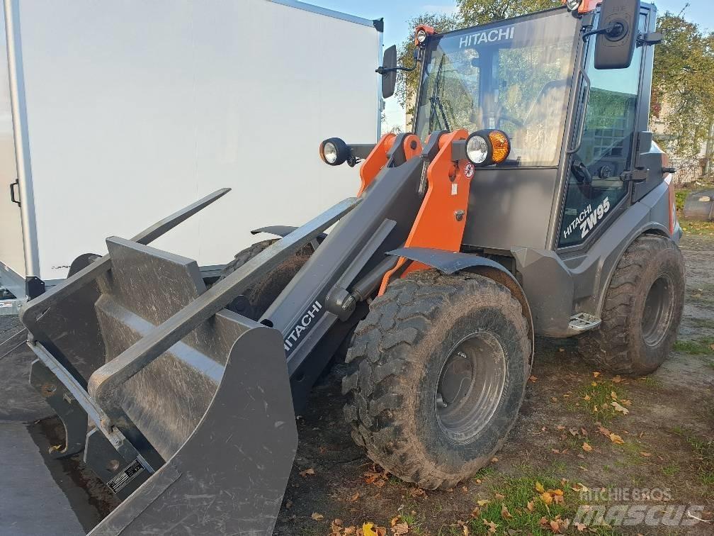 Hitachi ZW 95-6 Chargeuse sur pneus