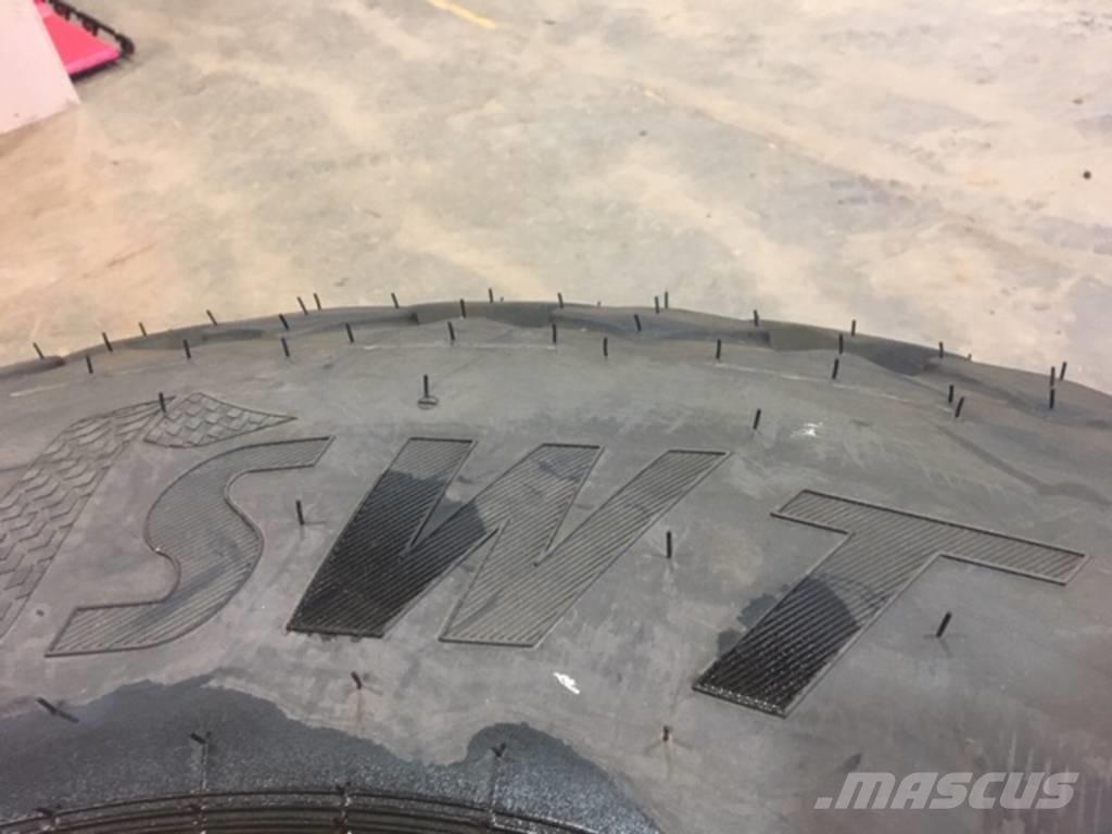 SWT 23.1 - 26 Pneus, roues et jantes