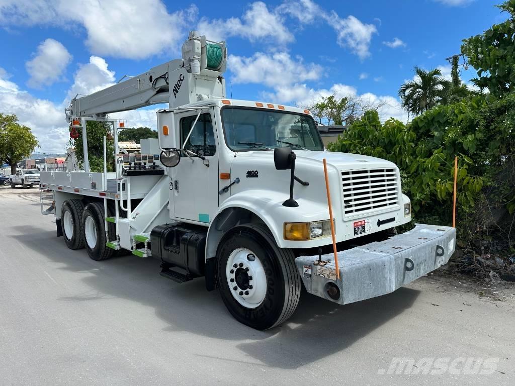 International 4900 Autre camion