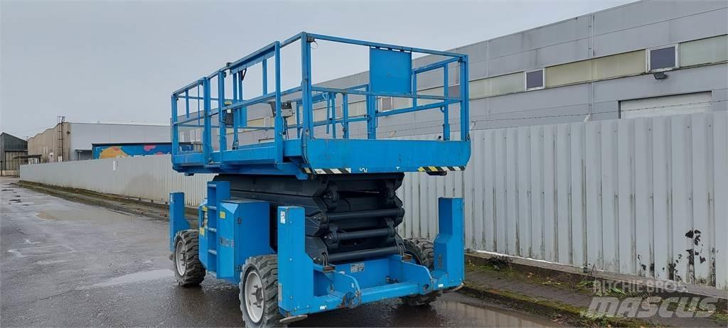  CX15, 4x4 Nacelle ciseaux