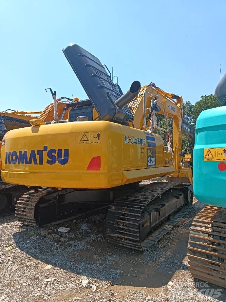 Komatsu PC 220 Pelle sur chenilles
