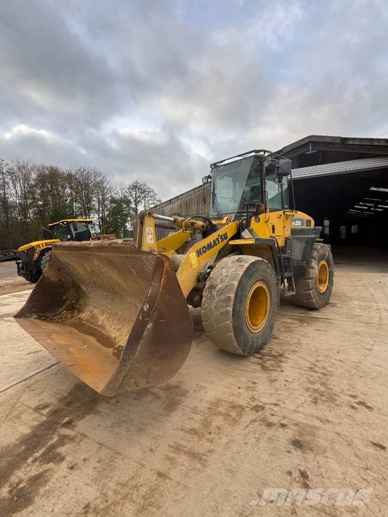 Komatsu WA 200-5 Chargeuse sur pneus