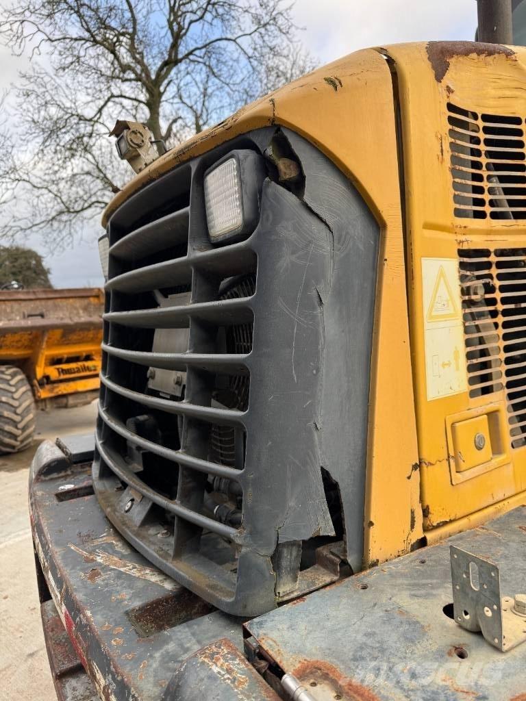 Komatsu WA 200-5 Chargeuse sur pneus