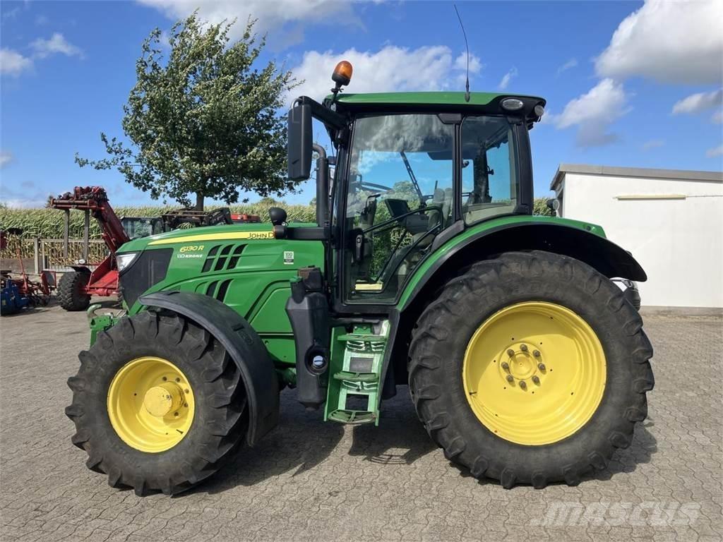 John Deere 6130R Tracteur