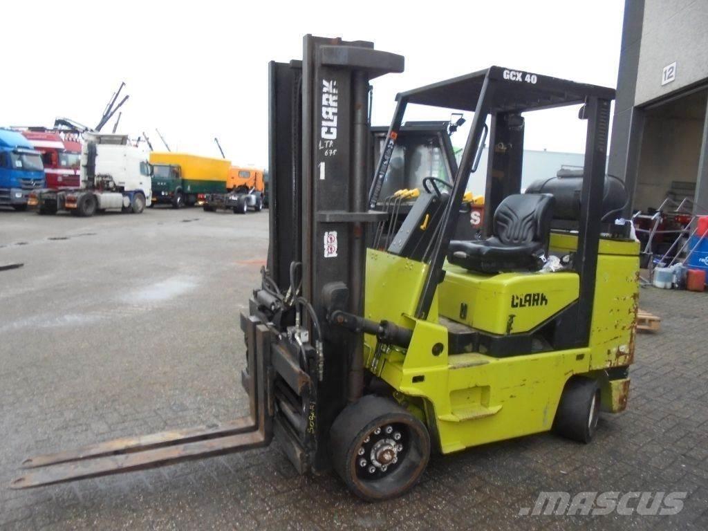 Clark GCX 40 + LPG Chariots GPL
