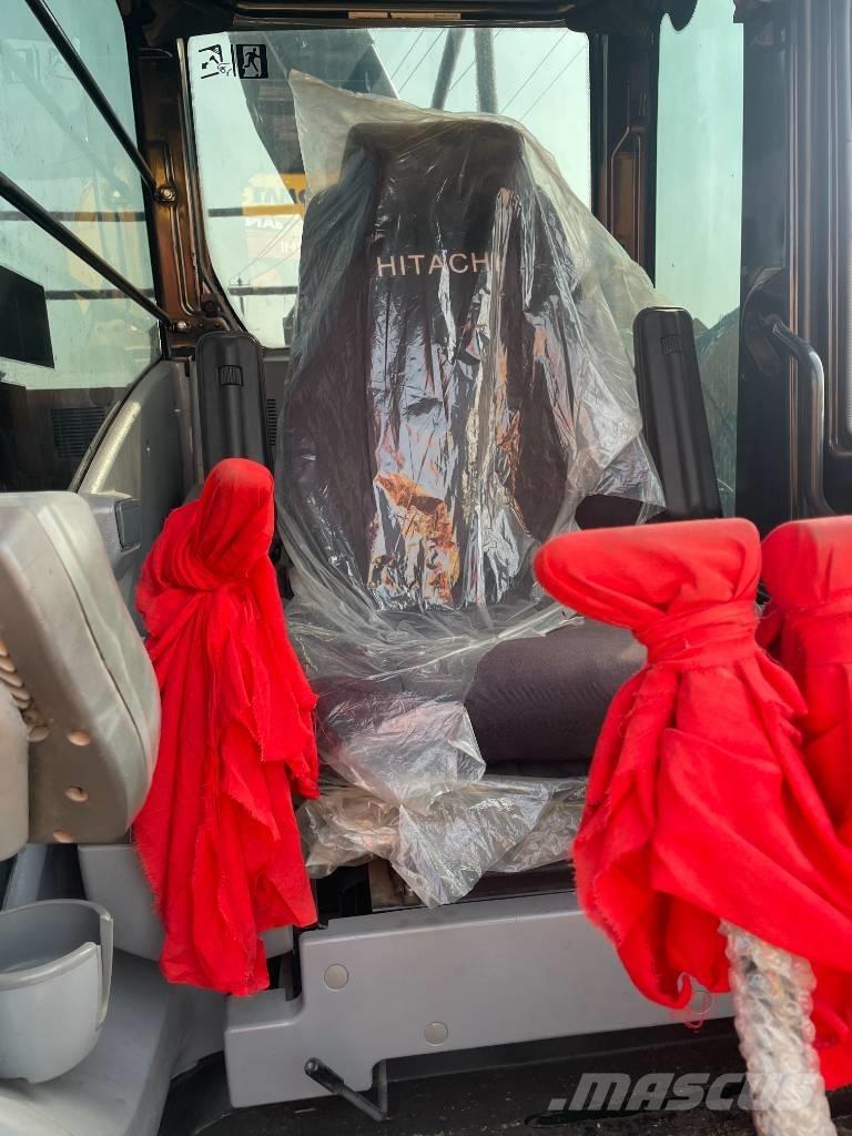 Hitachi ZX 240 Pelle sur chenilles