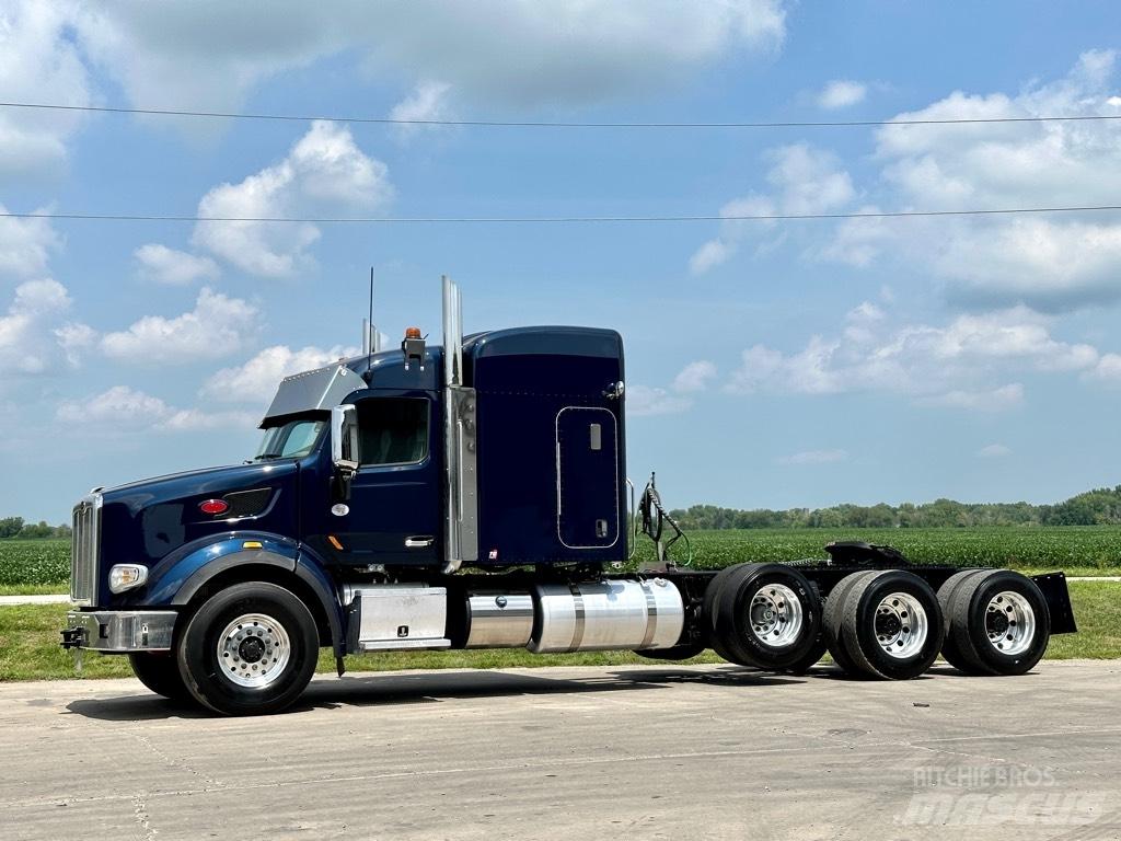 Peterbilt 567 Tracteur routier