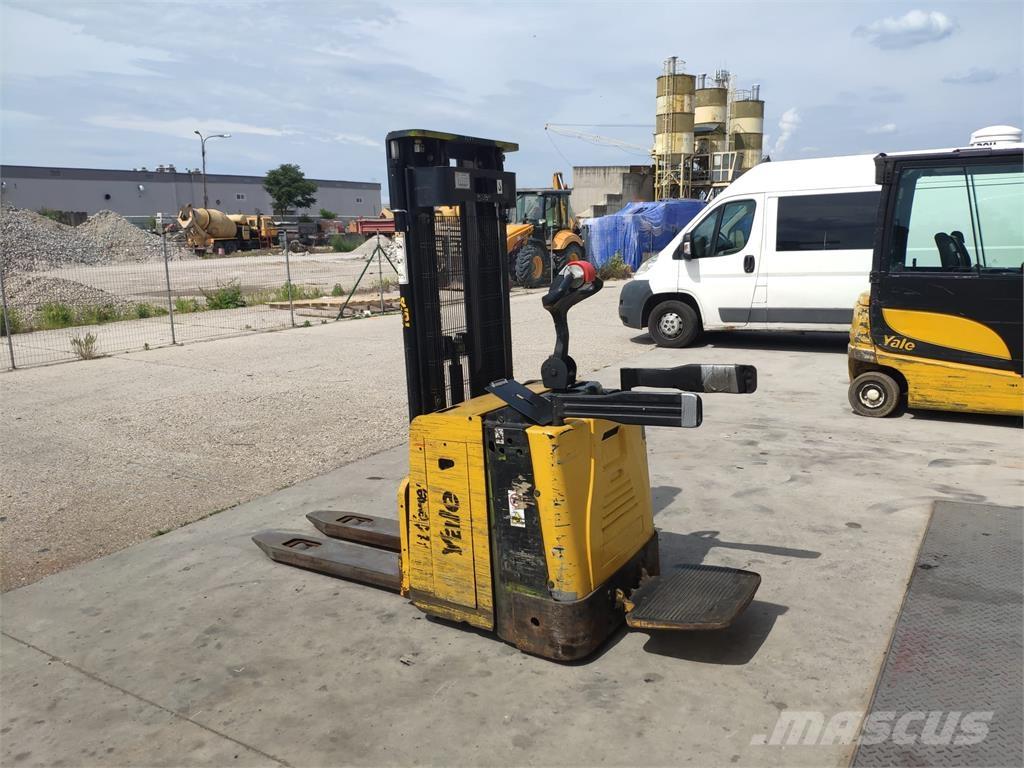 Yale MS15X IL Gerbeurs Automoteurs