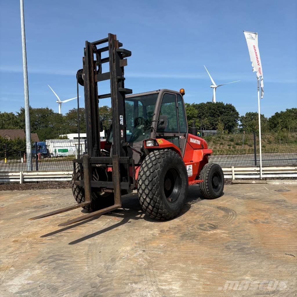 Manitou M 30.4 Chariot tout terrain