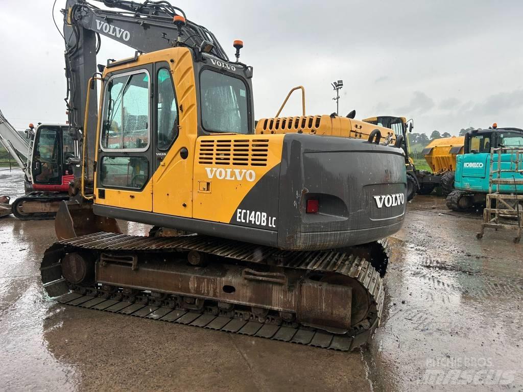 Volvo EC 140 B LC Pelle sur chenilles