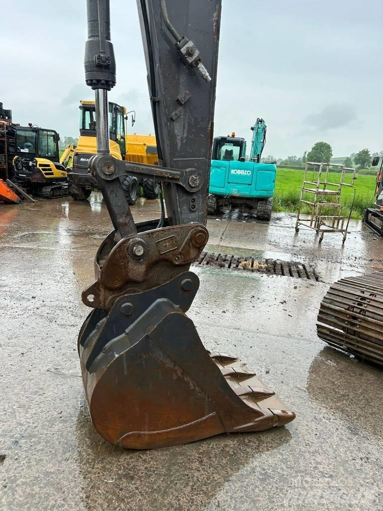 Volvo EC 140 B LC Pelle sur chenilles