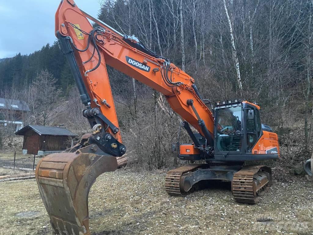 Doosan DX 235 NLC-5 Pelle sur chenilles
