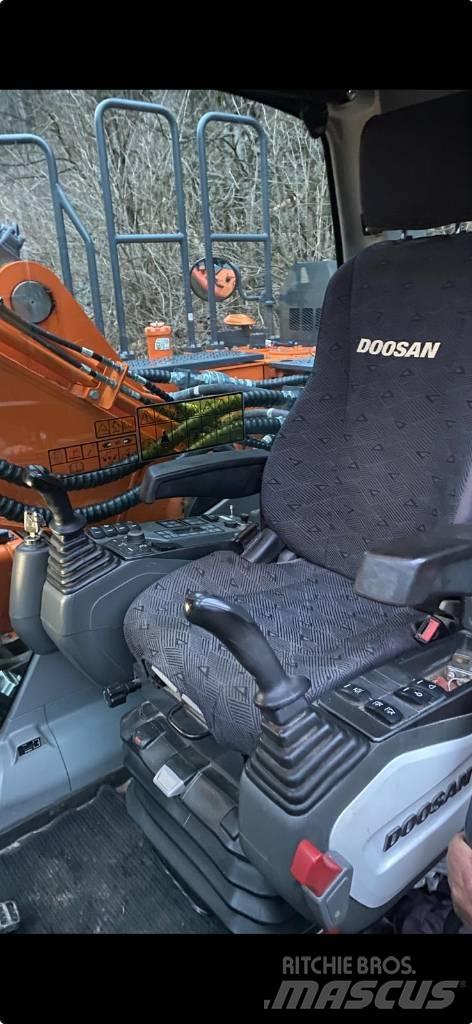 Doosan DX 235 NLC-5 Pelle sur chenilles
