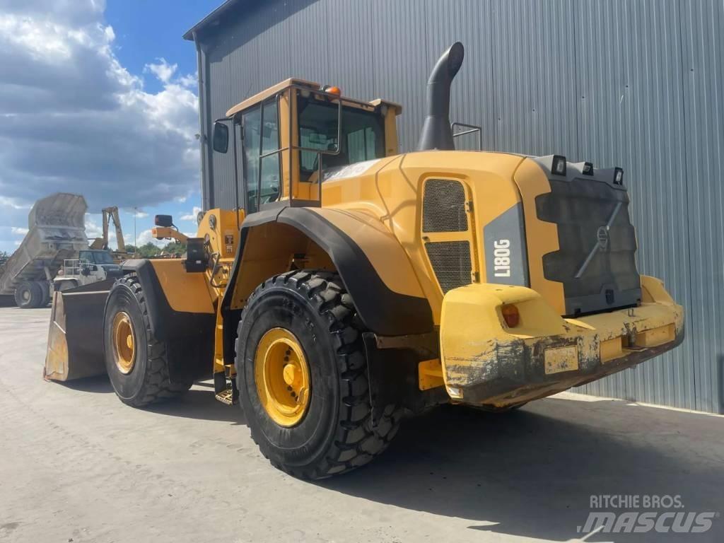 Volvo L180G Chargeuse sur pneus