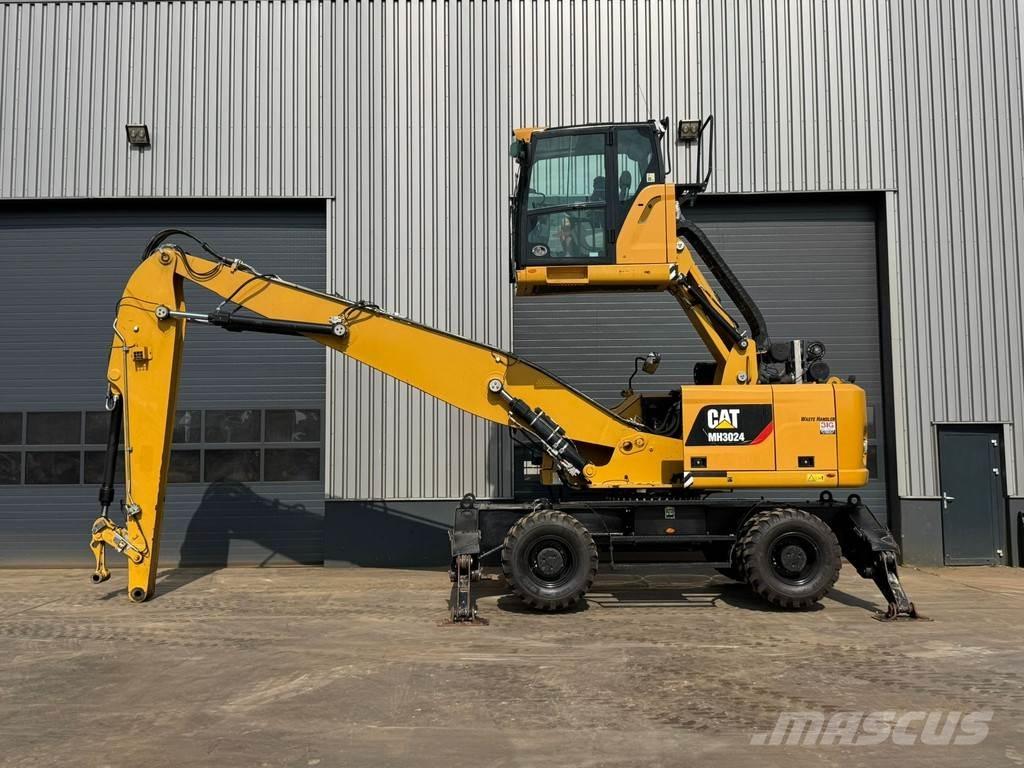 CAT MH3024 Pelle à déchets