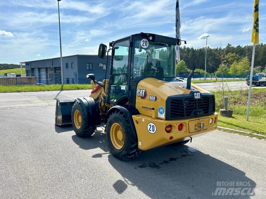 CAT 908NG Chargeuse sur pneus