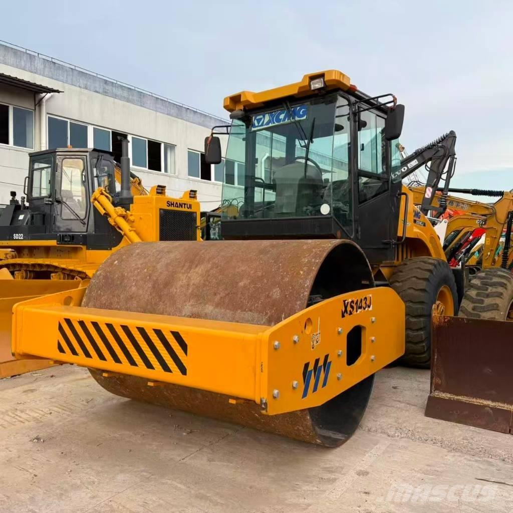 XCMG XS 143 Rouleaux monocylindre