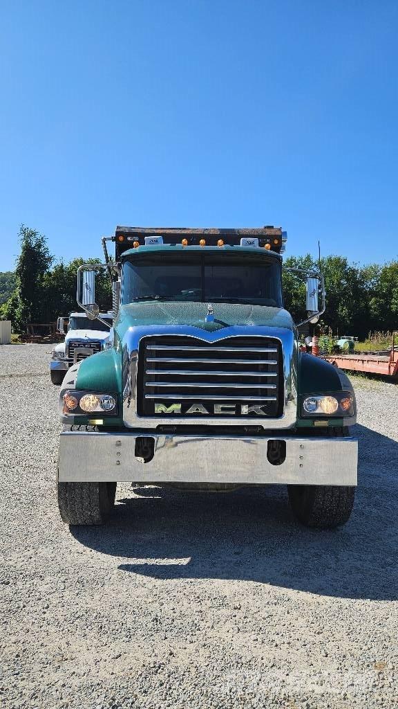 Mack CTP613 Camion benne