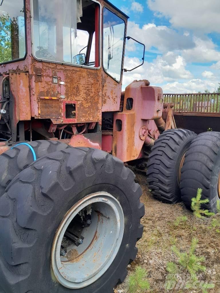 Valmet 1200 Chargeuse sur pneus