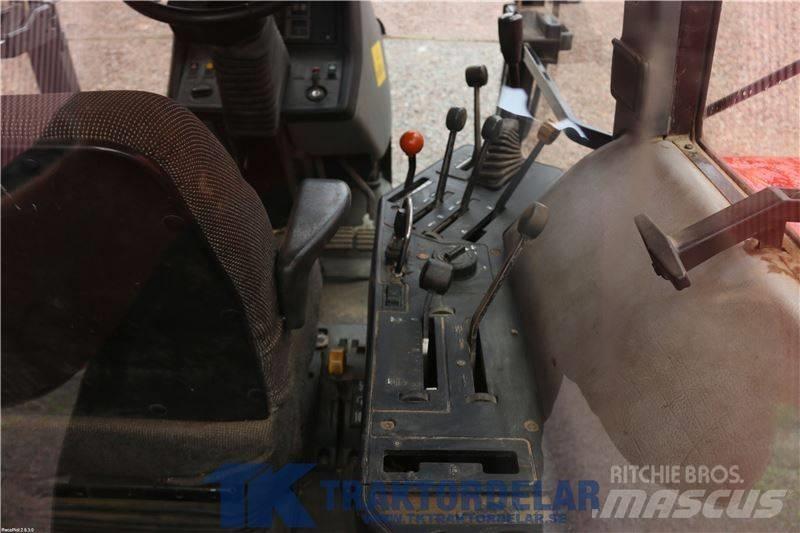 CASE 5140 Maxxum Cabines et Intérieur