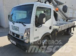 Nissan CABSTAR NT400 Camion nacelle