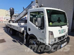 Nissan CABSTAR NT400 Camion nacelle