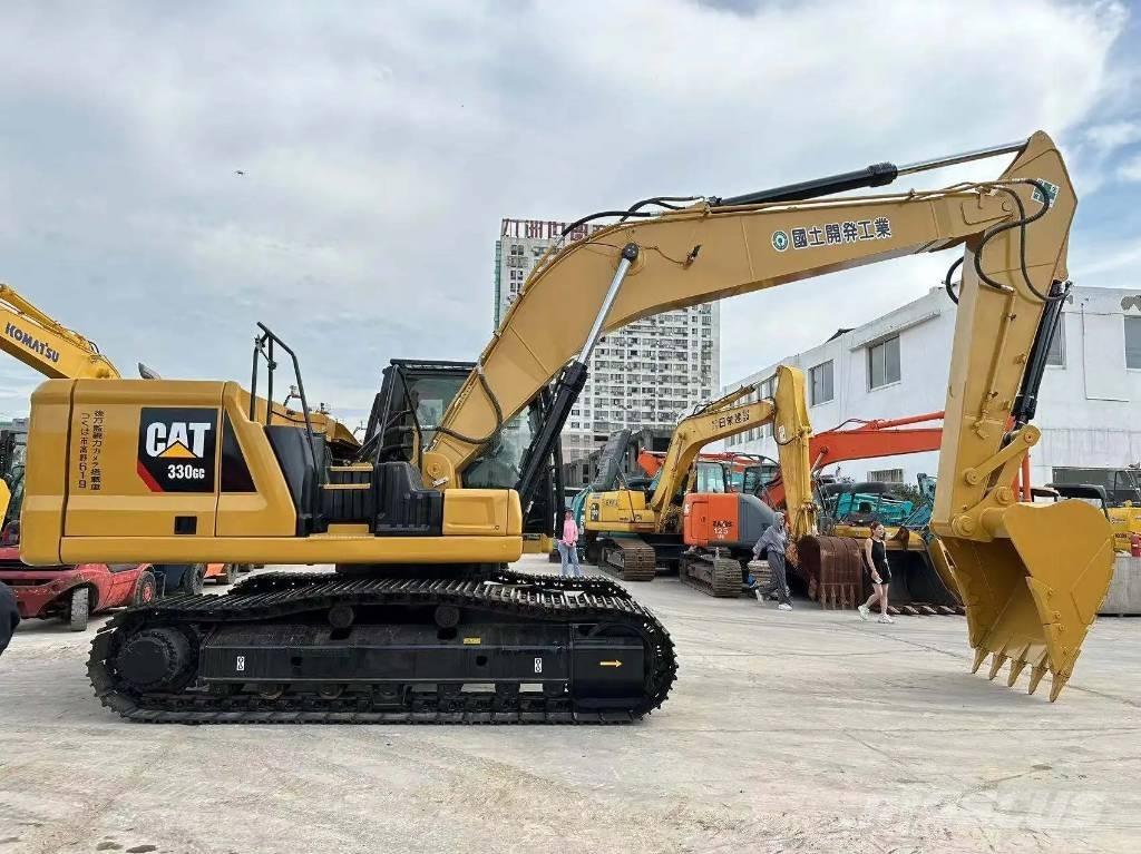 CAT 330GC Pelle sur chenilles