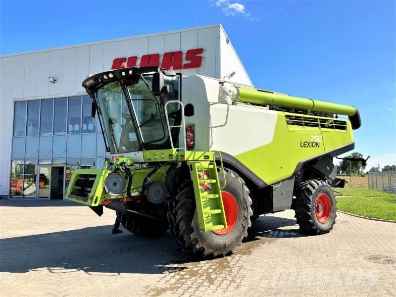 CLAAS LEXION 750 Moissonneuse batteuse