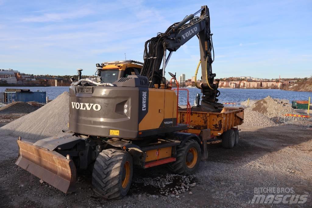 Volvo EWR 150 E Pelle sur pneus