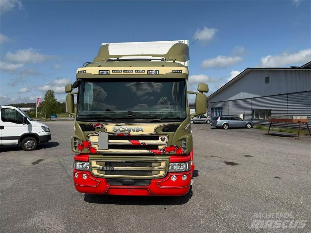 Scania P320 4x2 Camion Fourgon