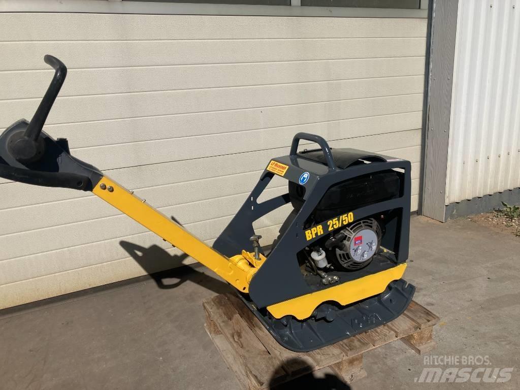 Bomag BPR 25/50 Plaque vibrante
