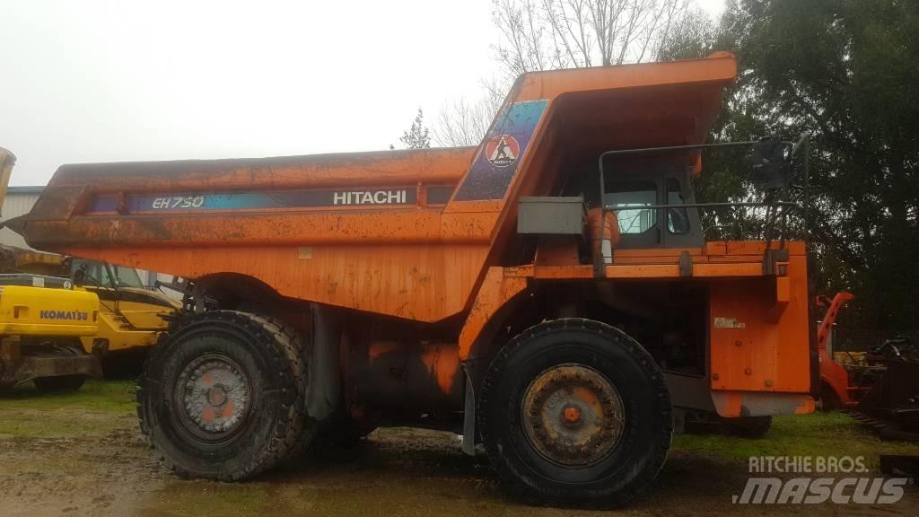 Hitachi EH 750-2 Tombereau rigide