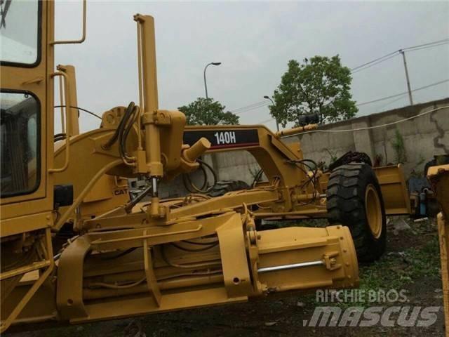 CAT 140 H Niveleuse
