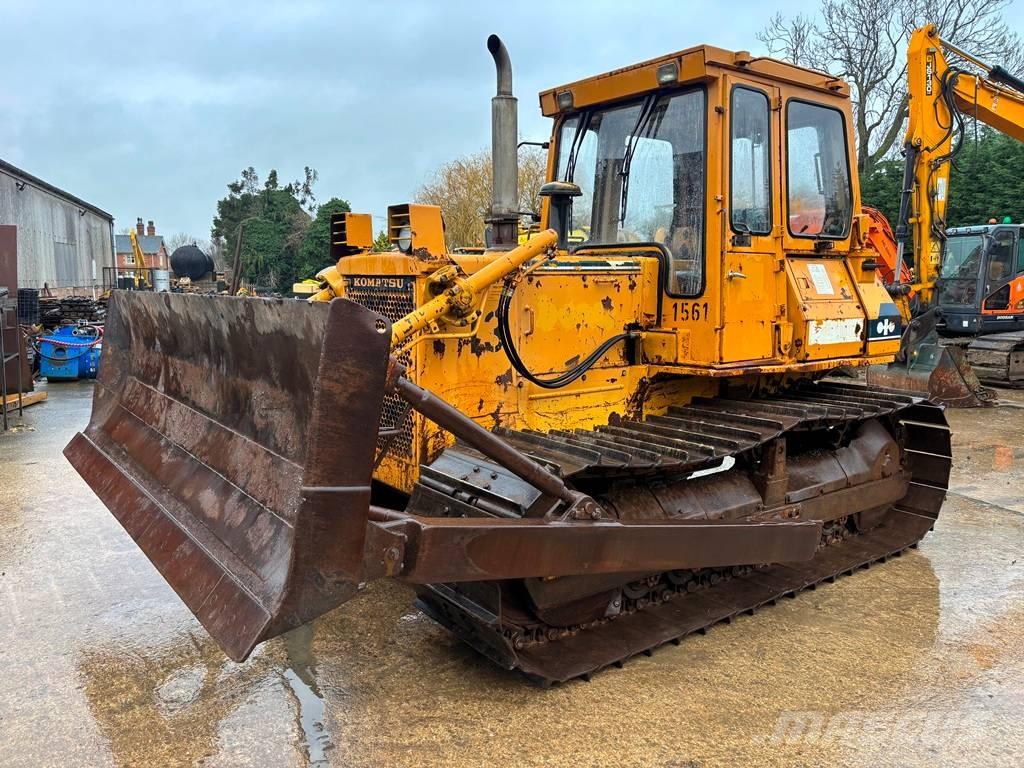 Komatsu D 41 P-3 Bouteurs sur chenilles
