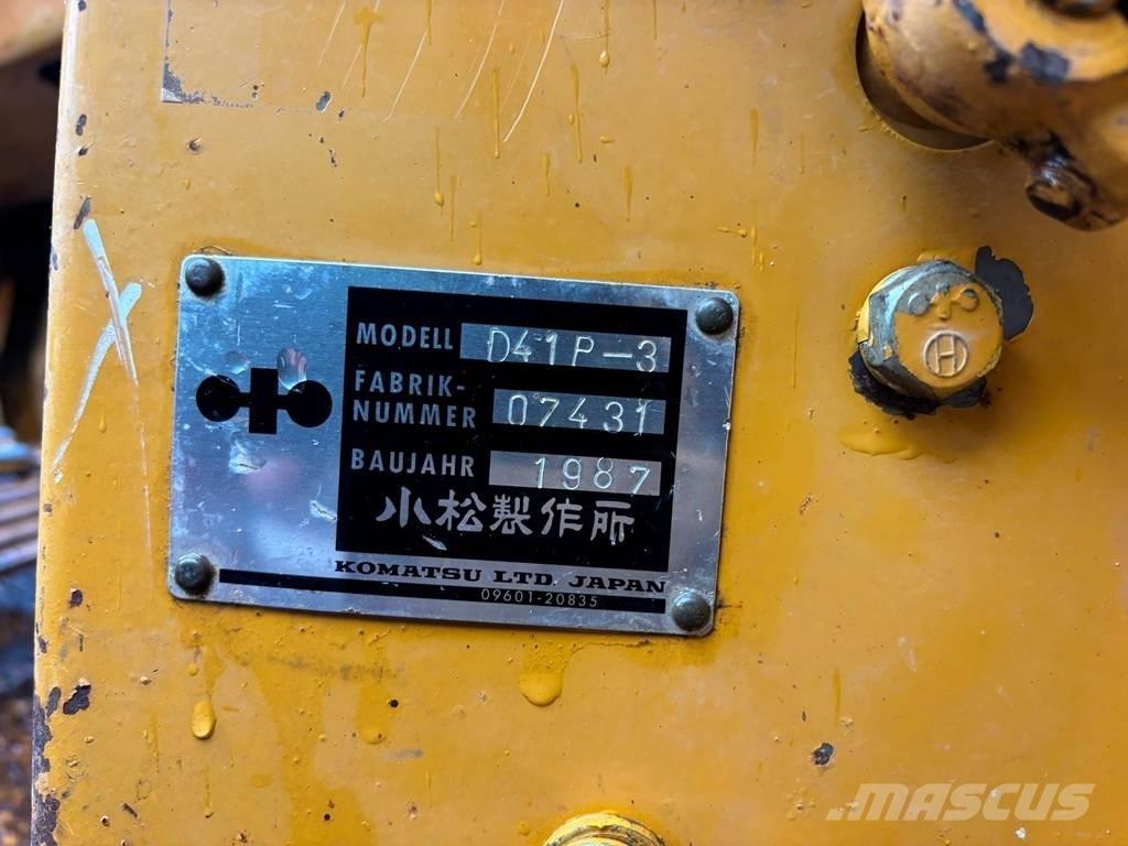 Komatsu D 41 P-3 Bouteurs sur chenilles