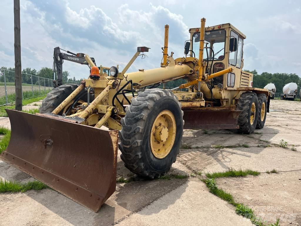 Baukema SHM4-120A Niveleuse