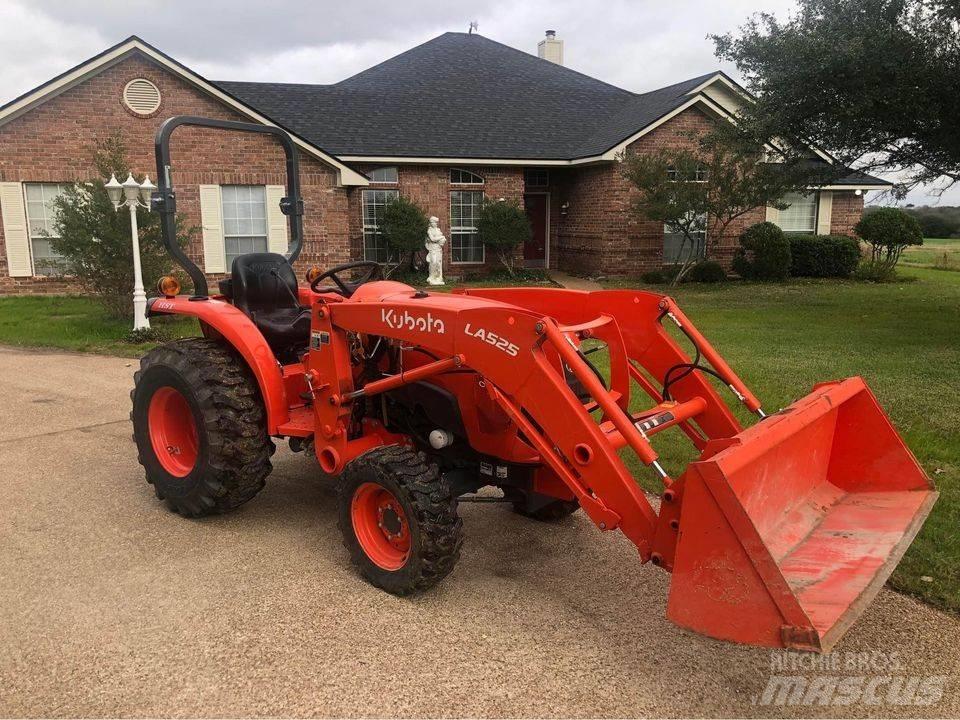 Kubota L 3301 HST Tracteur