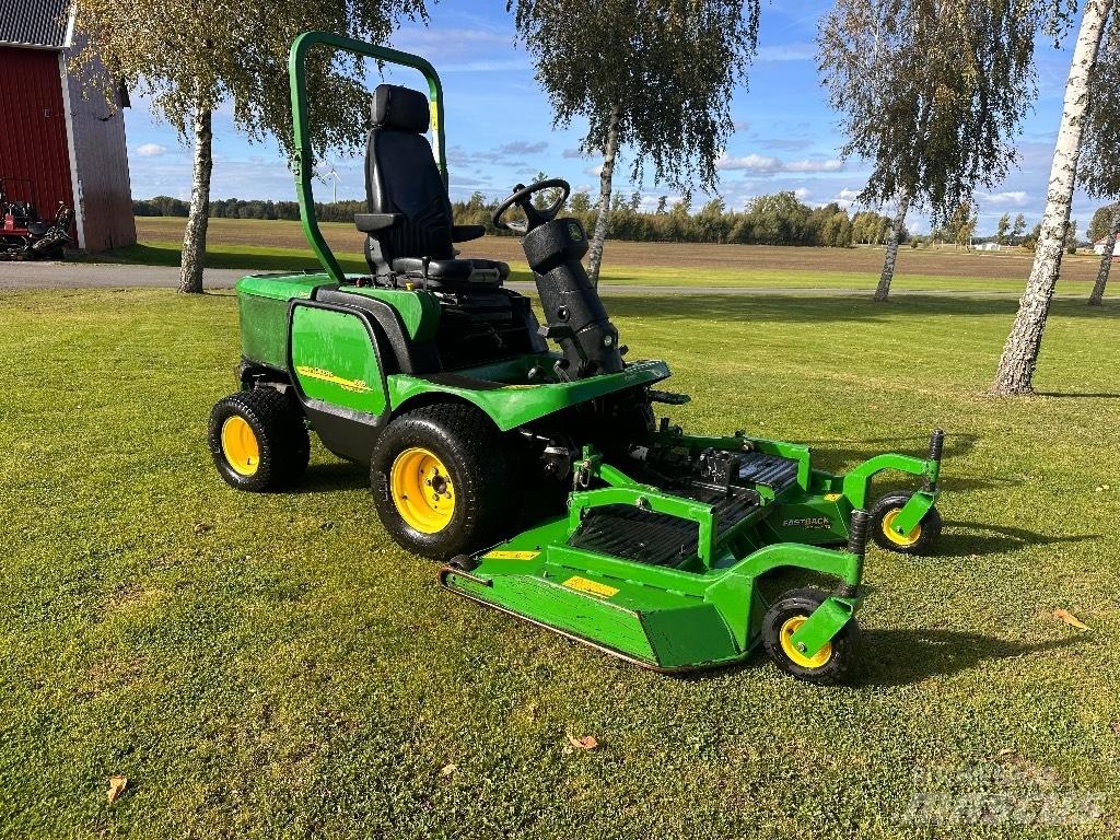 John Deere 1565 Tondeuses montées