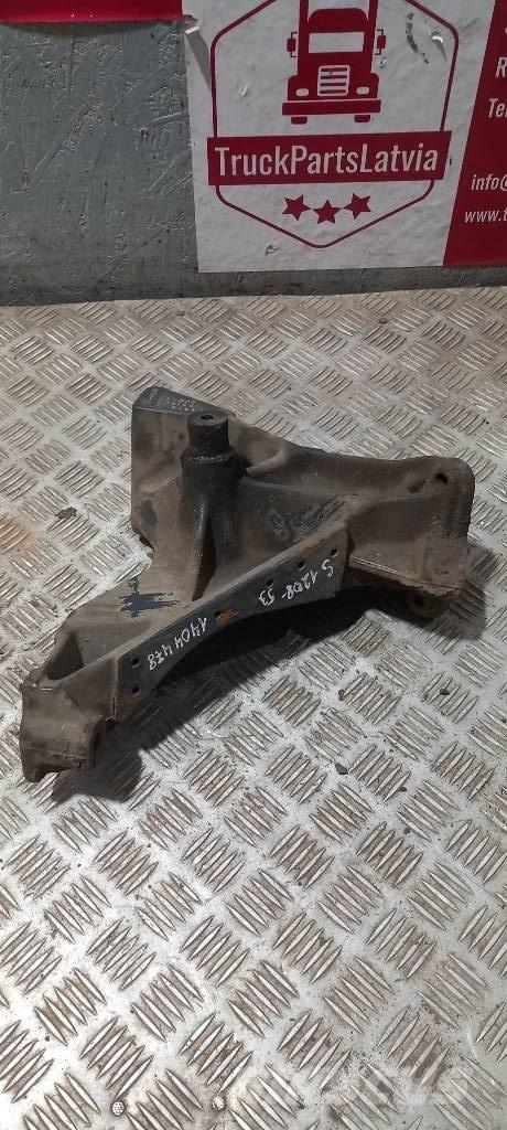Scania 94 D.   1404478 Châssis et suspension