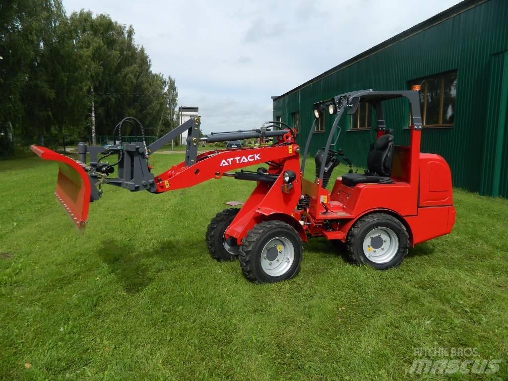 Attack 820 K36 Tractopelle