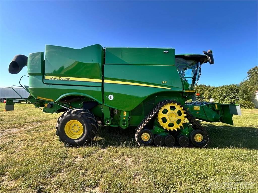 John Deere S780 Moissonneuse batteuse